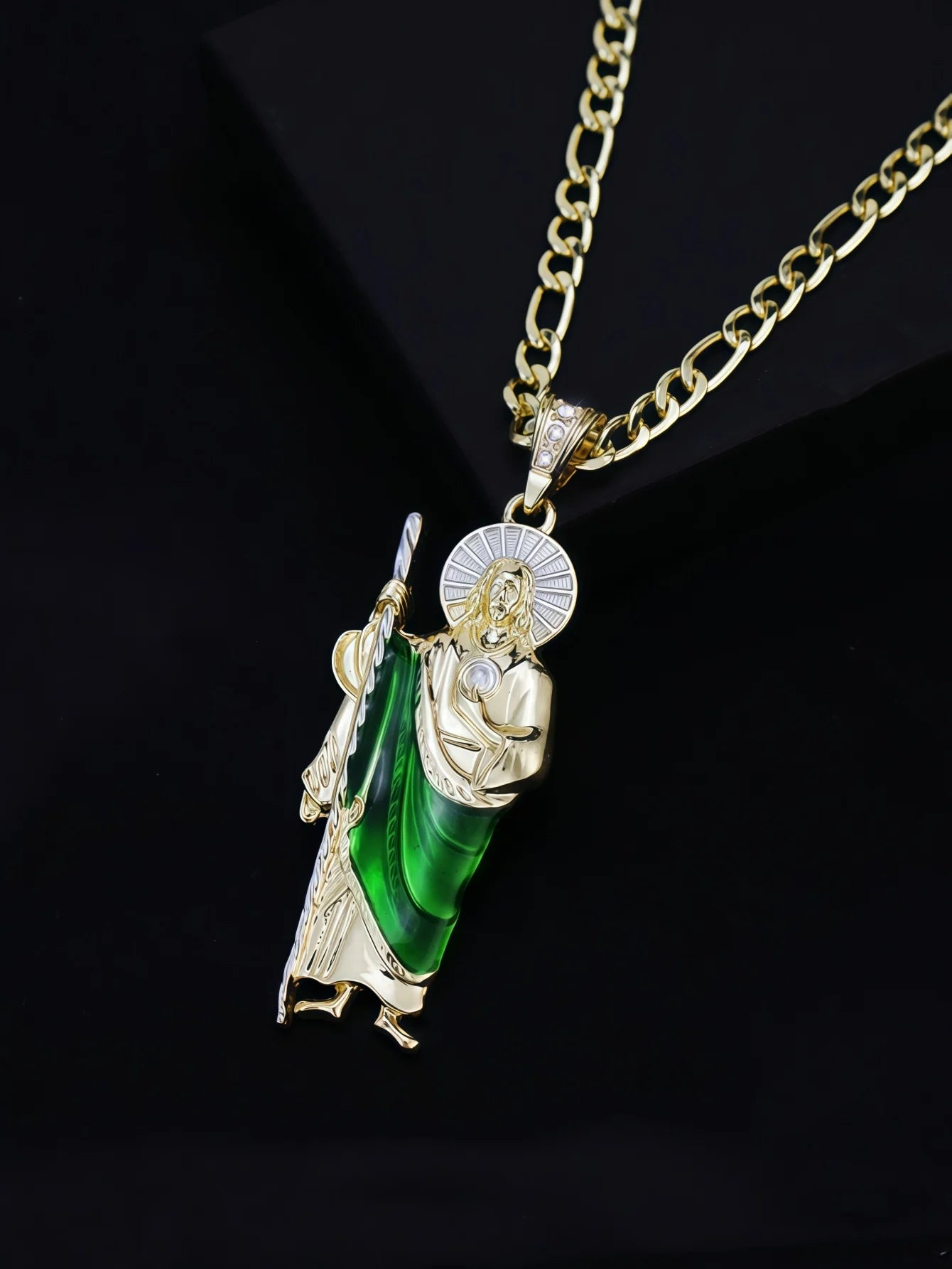 St. Jude Pendant Necklace For Men And Women Durable Eye-Catching Symbol Of Faith Stylish St. Jude Jewelry Perfect Holiday Gift