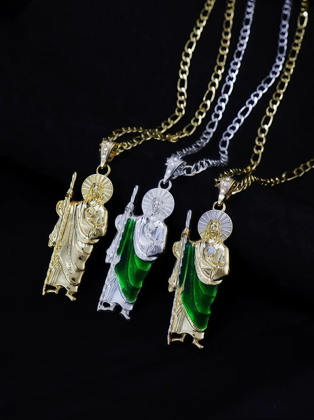 St. Jude Pendant Necklace For Men And Women Durable Eye-Catching Symbol Of Faith Stylish St. Jude Jewelry Perfect Holiday Gift